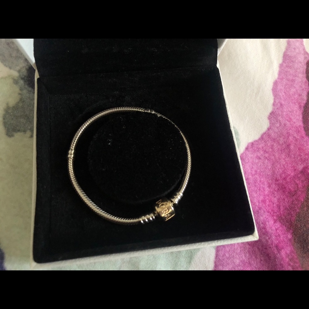 Pandora 14k gold clasp bracelet